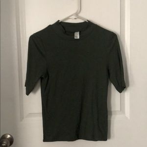 Turtle neck short sleeve